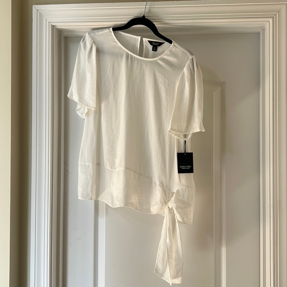 Simply Vera Wang size medium BNWT